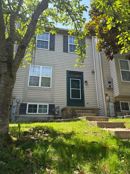 Building Photo - 4406 Tolchester Ct