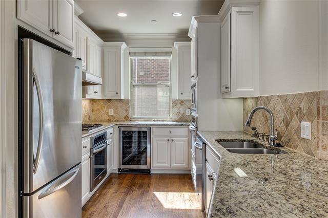 Building Photo - 4149 Grassmere Ln