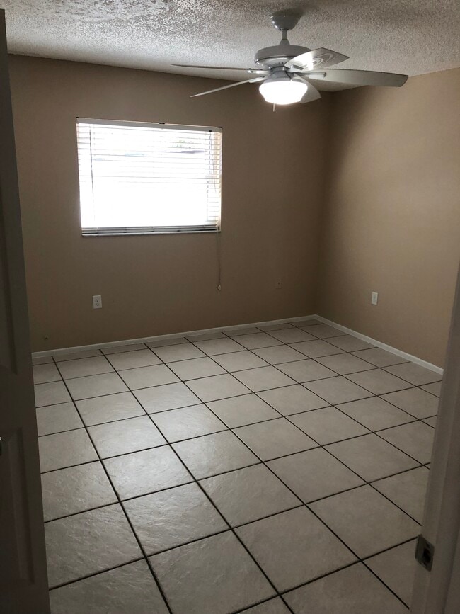 Building Photo - 7140 55th Ave N