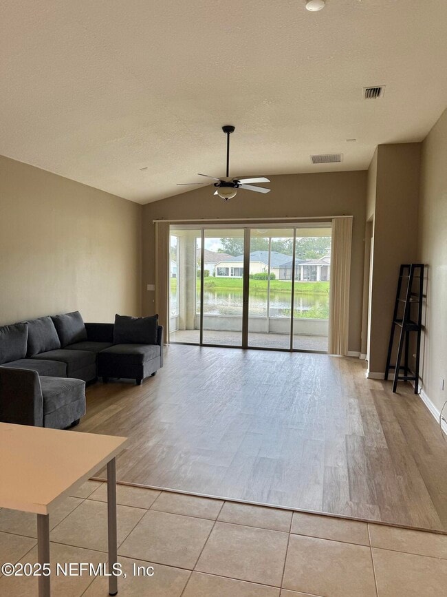 Building Photo - 8357 Highgate Dr