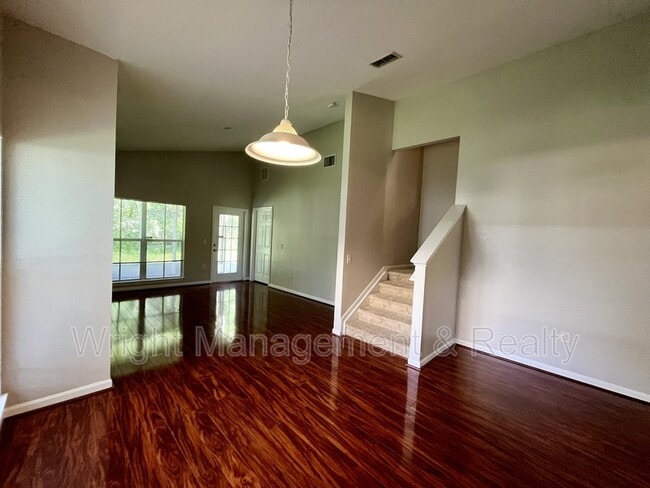 Building Photo - 8202 Downpatrick Ct
