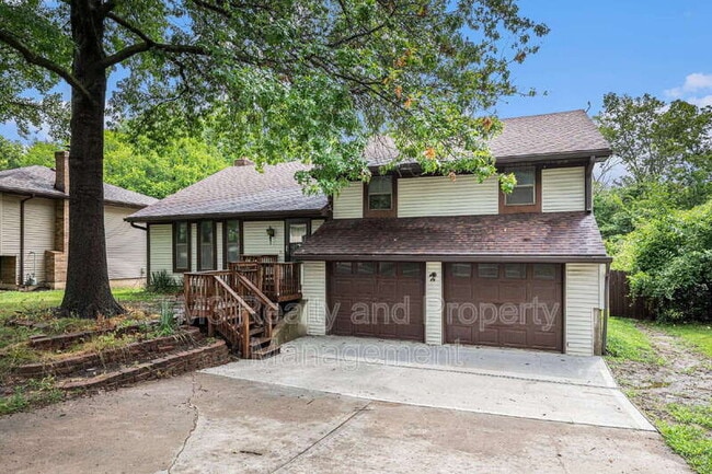 Primary Photo - 2409 S 17th Terrace