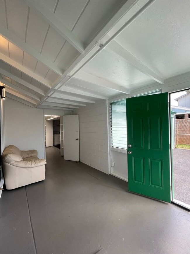 Building Photo - 282 Lunalilo Home Rd