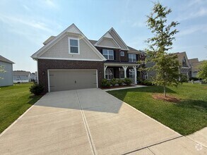 Building Photo - Like New Single Family Home minutes from B...