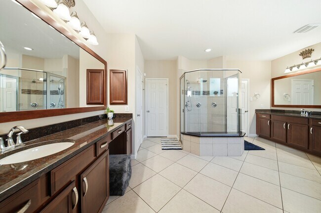 Building Photo - 27406 Starlight Canyon Ln