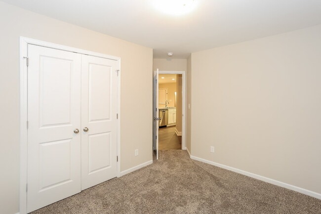 Building Photo - 8264 Historic Hill Dr