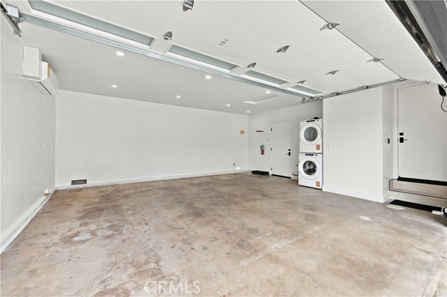 Building Photo - 17511 Leafwood Ln
