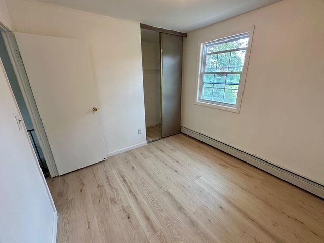 Building Photo - 12 Dundalk Rd