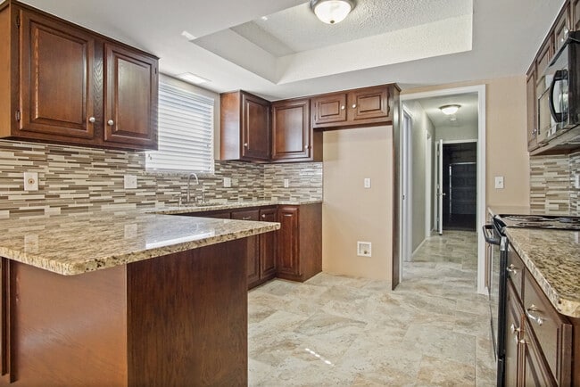Building Photo - 3621 Wynn Cir
