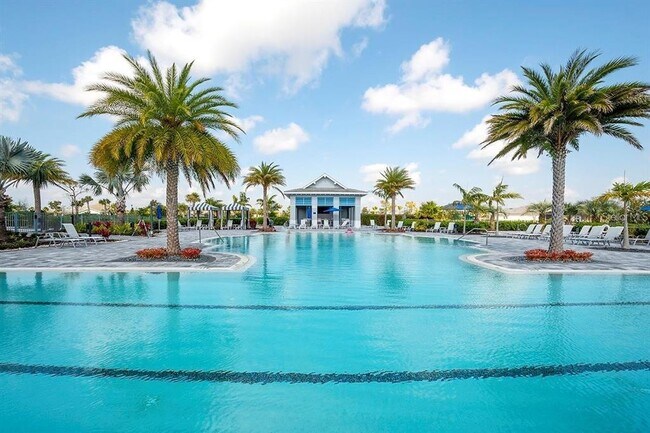 Building Photo - 8066 Redonda Lp