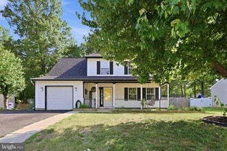 Building Photo - 10106 S Fulton Dr