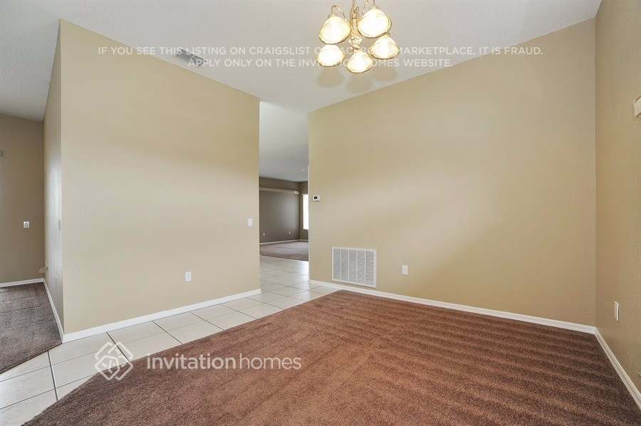Building Photo - 8288 Short Way