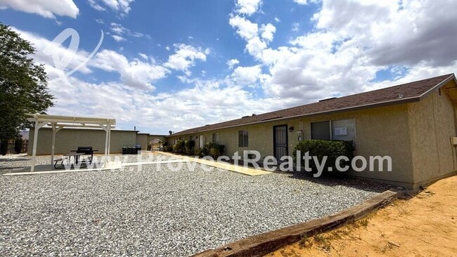 Building Photo - 13136 Navajo Rd