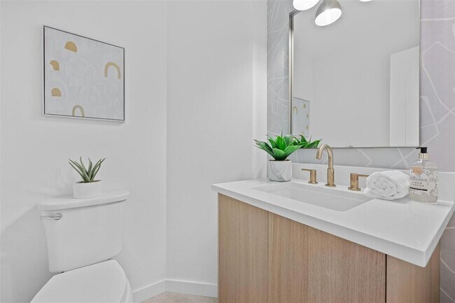 Building Photo - 6721 Lost Valley