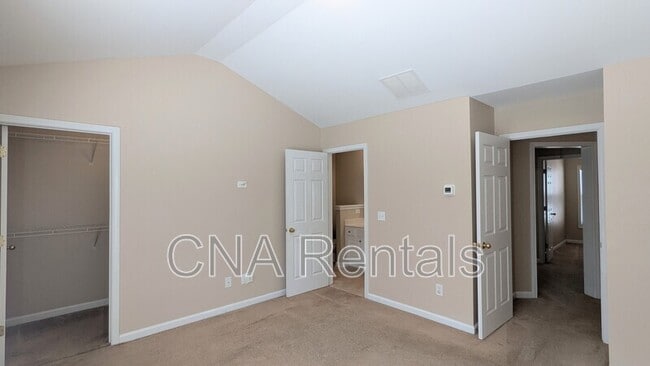 Building Photo - 1747 Oak Brook Ln NW