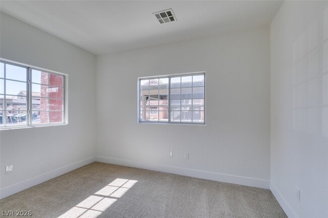 Building Photo - 4730 E Craig Rd