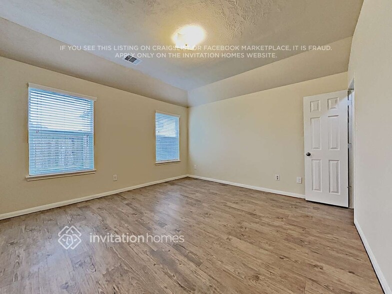 Building Photo - 19143 Canaras Ct