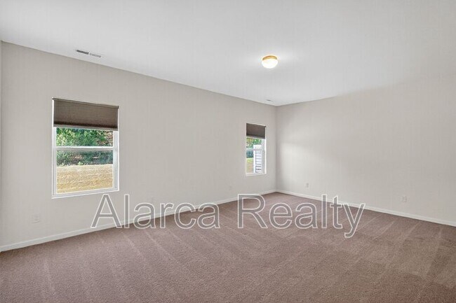 Building Photo - 764 Alexander Commons Dr