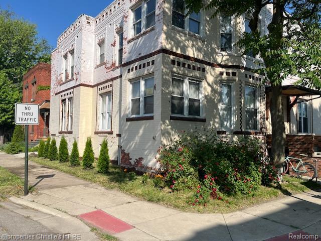 Primary Photo - 4207 4th St