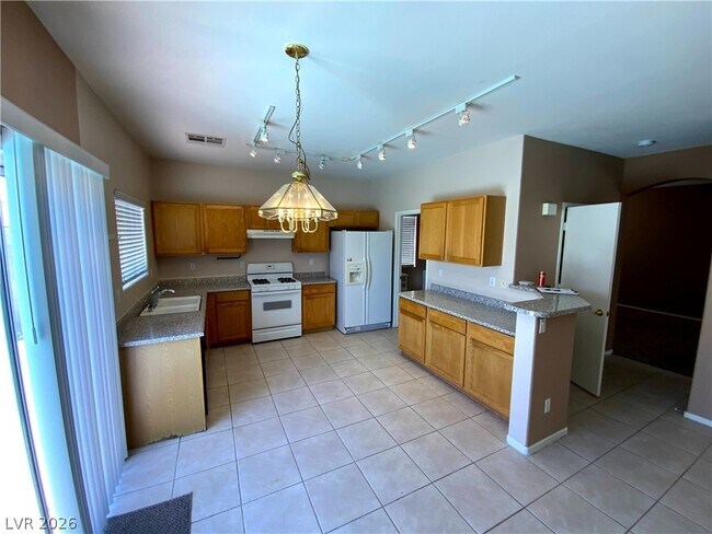 Building Photo - 3468 Momentum Ct