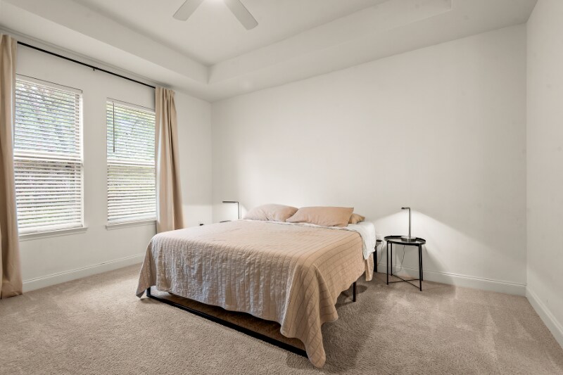 Building Photo - 2853 Monaghan Dr