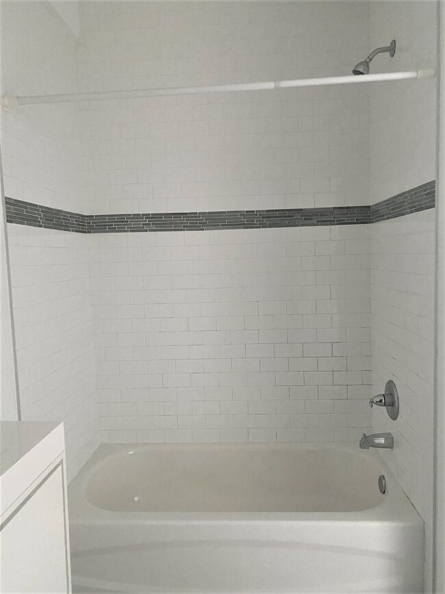 Building Photo - House for Rent in Fishtown