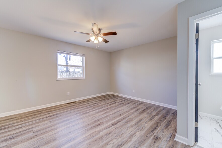 Building Photo - 19 Griffin Dr