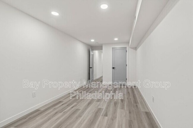 Building Photo - 1823 N Van Pelt St