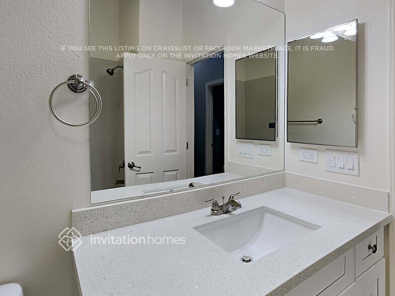 Building Photo - 9385 Oreo Ranch Cir