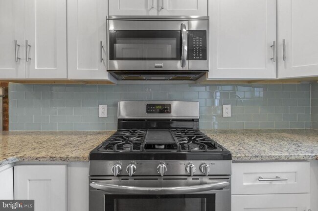 Building Photo - 2045 Wilder St