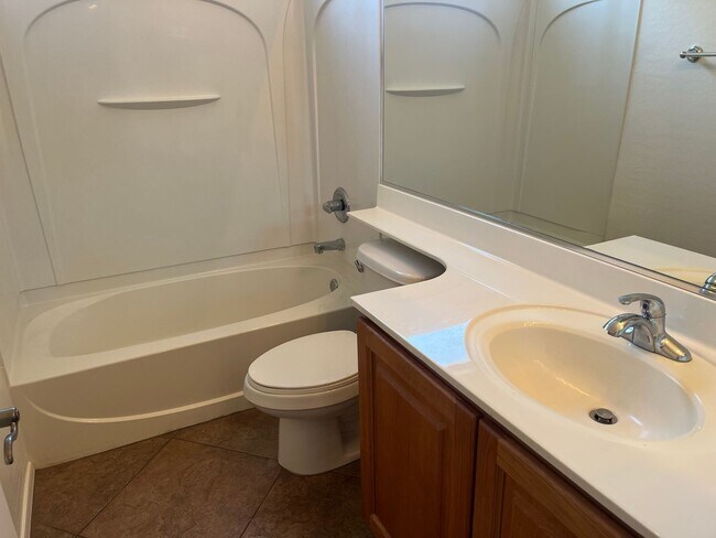 Building Photo - 14361 W Maui Ln