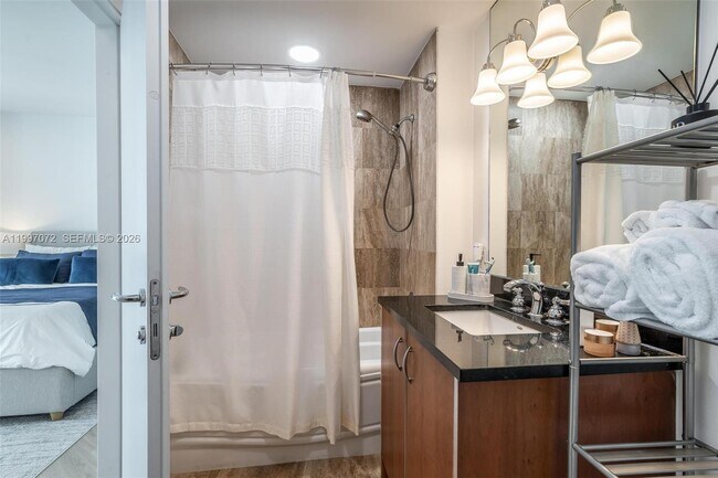 Building Photo - 300 S Biscayne Blvd