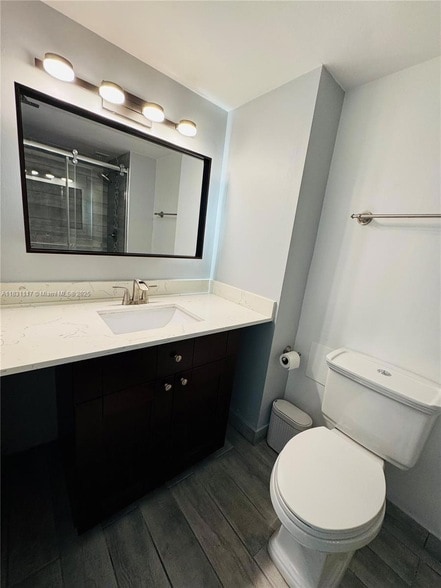 Building Photo - 18031 Biscayne Blvd
