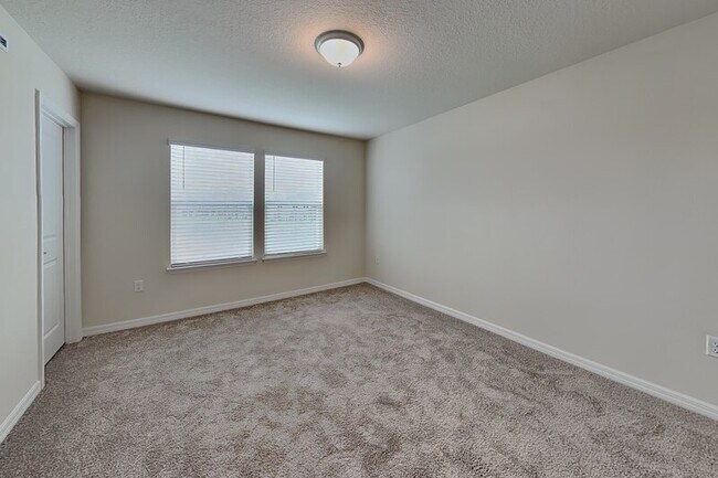 Building Photo - 461 Beryl Cv