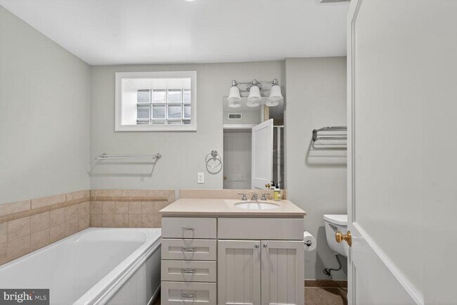 Building Photo - 5105 34th St NW