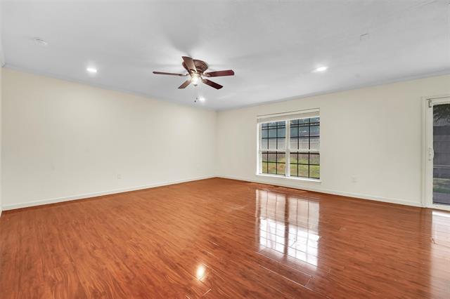 Building Photo - 710 W Embercrest Dr