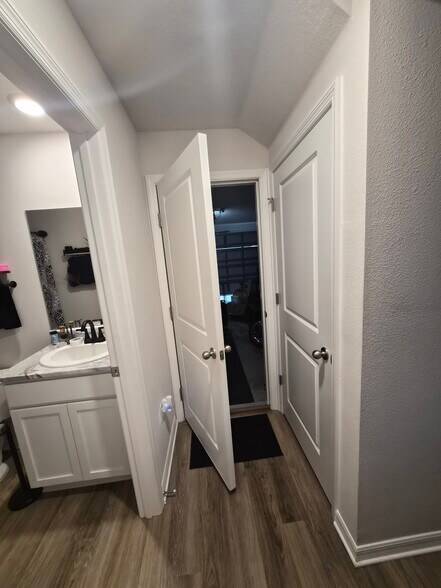 Building Photo - 3912 112th St E