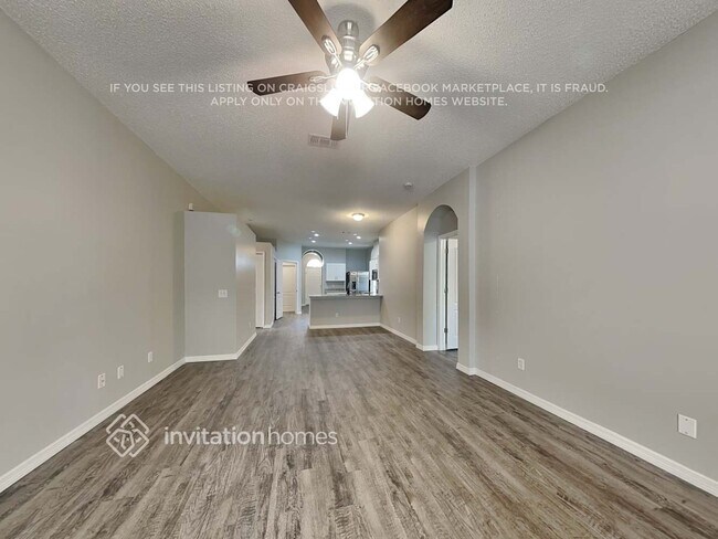 Building Photo - 10332 Goldenbrook Way