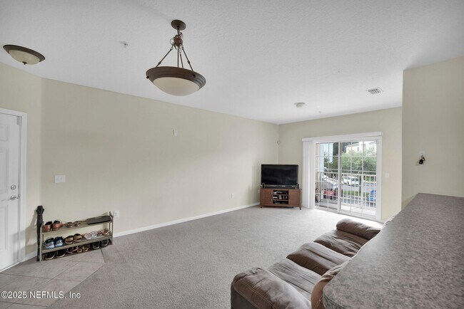 Building Photo - 8241 Pelican Landing Rd
