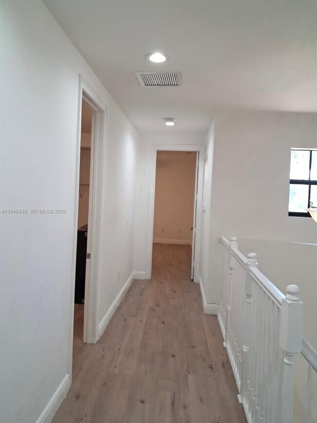 Building Photo - 9855 NW 89th Terrace