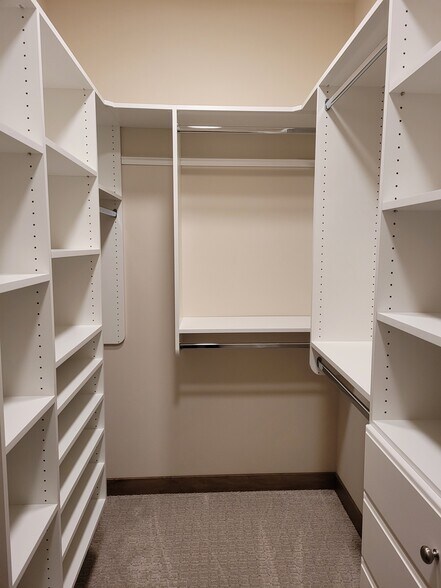 Primary Closet - 223 Westmorland Dr