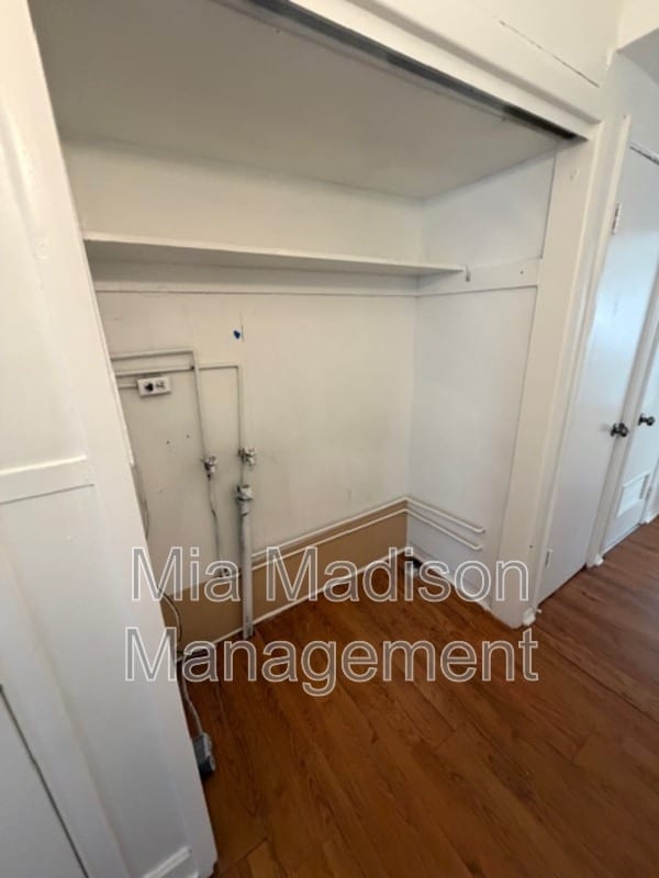 Building Photo - 2319 E 42nd St