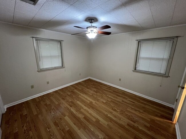 Building Photo - Charming Home in the Highly Desirable Zachary School District!