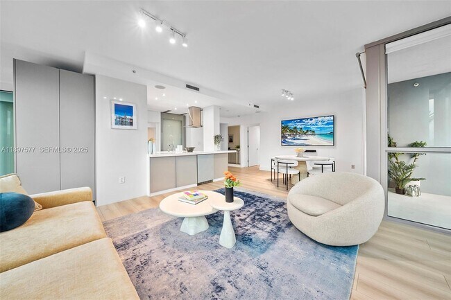 Building Photo - 101 20th St