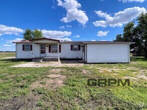 Building Photo - 3 bed 2 bath, full unfinished basement