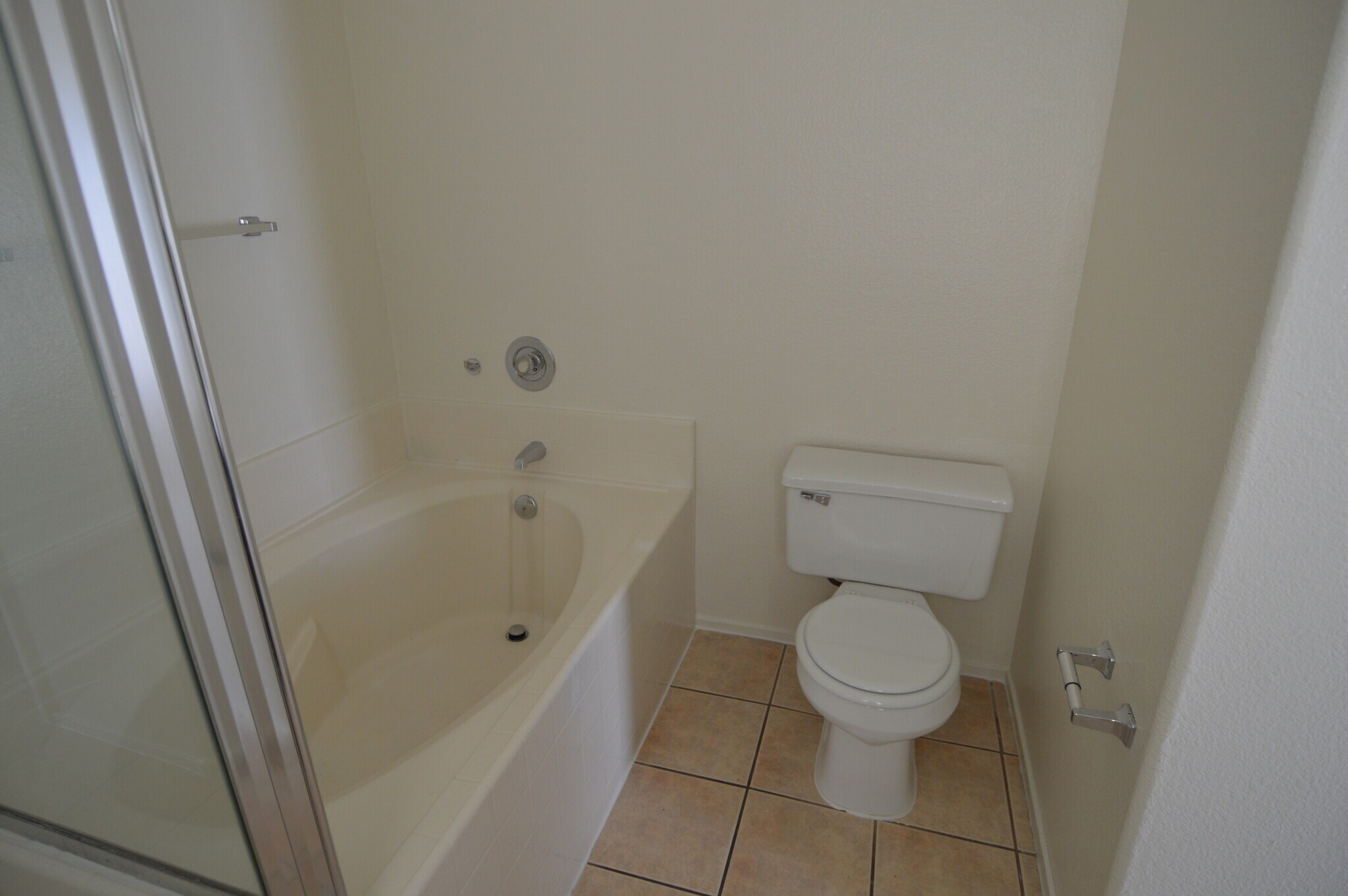 Building Photo - 3632 Sable Palm St