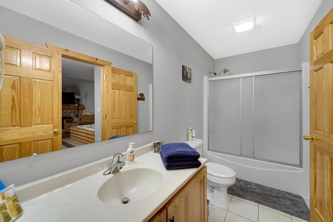 Building Photo - 2643 IL-178