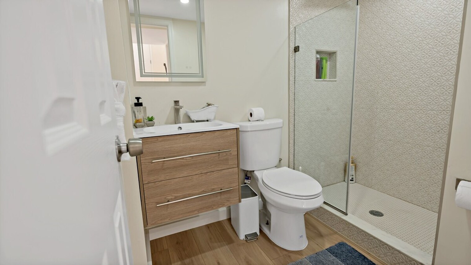Building Photo - 100 Urey Pl
