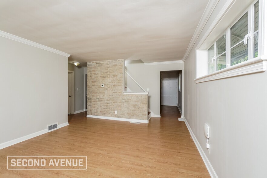Building Photo - 2208 Plantation Dr