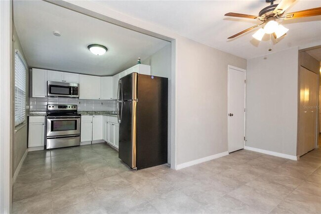 Building Photo - 525 Braddock St S